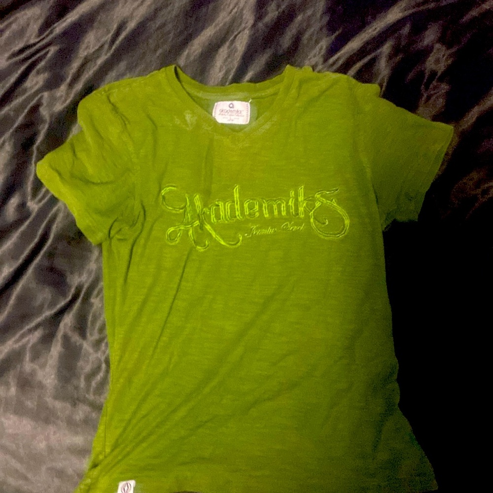 Akademiks shirt